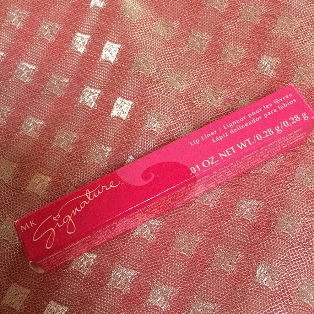 💋💄Mary Kay RASPBERRY Signature Lip Liner  NIB